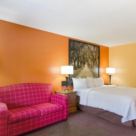 Americas Best Value Inn Darien Dış mekan fotoğraf
