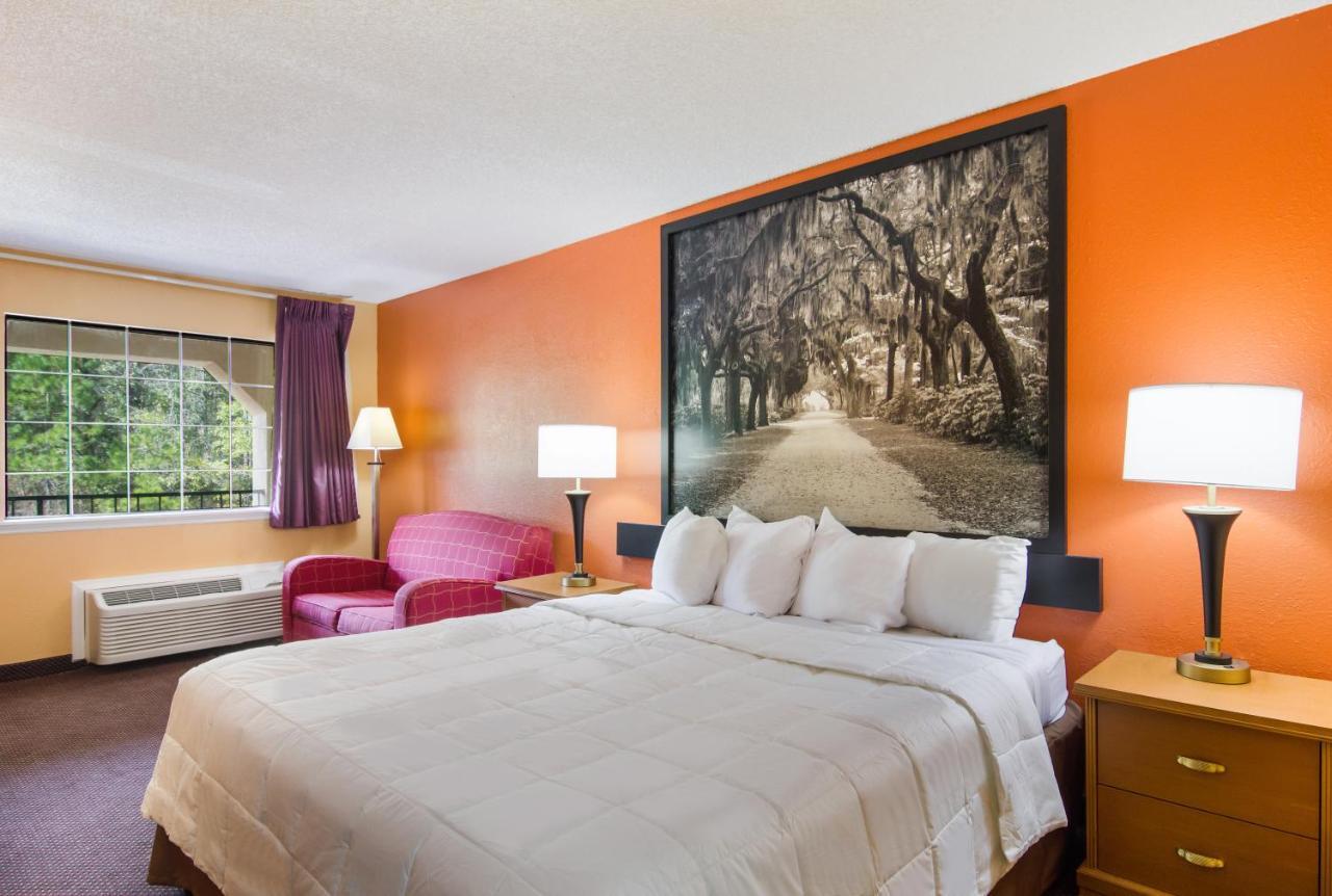 Americas Best Value Inn Darien Dış mekan fotoğraf