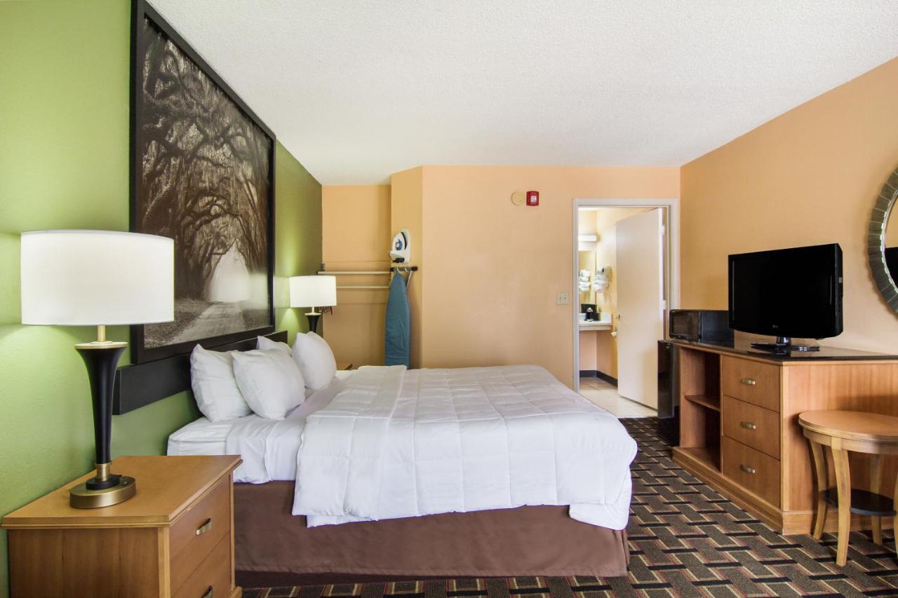 Americas Best Value Inn Darien Dış mekan fotoğraf