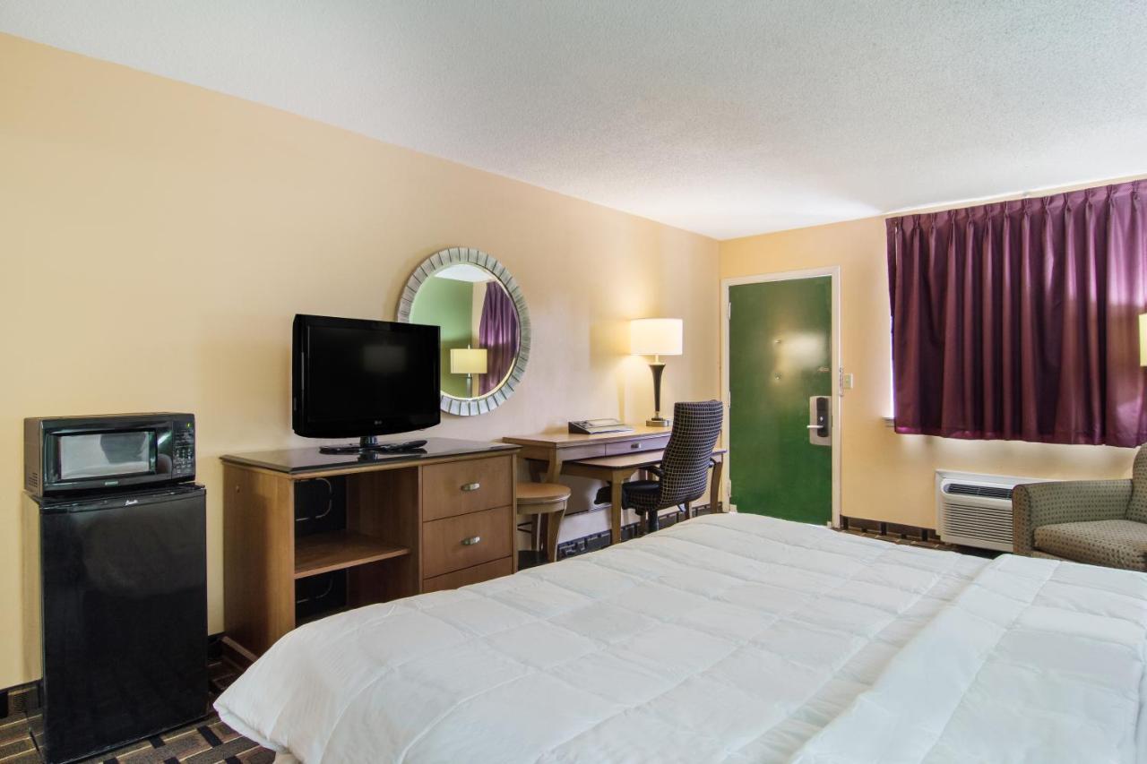 Americas Best Value Inn Darien Dış mekan fotoğraf